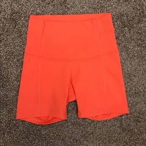 Lululemon wunder under shorts (NWOT)